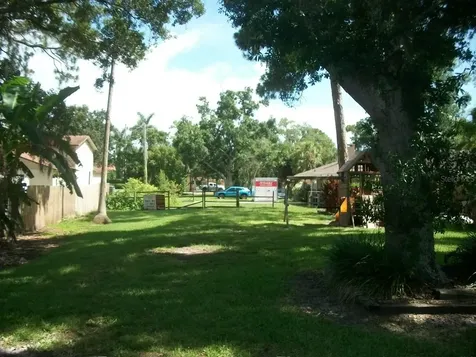 12563 74th Avenue Seminole FL 33776