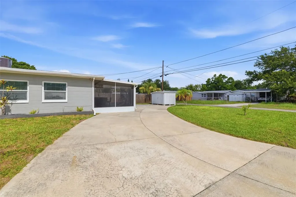 801 89th Avenue N St Petersburg FL 33702