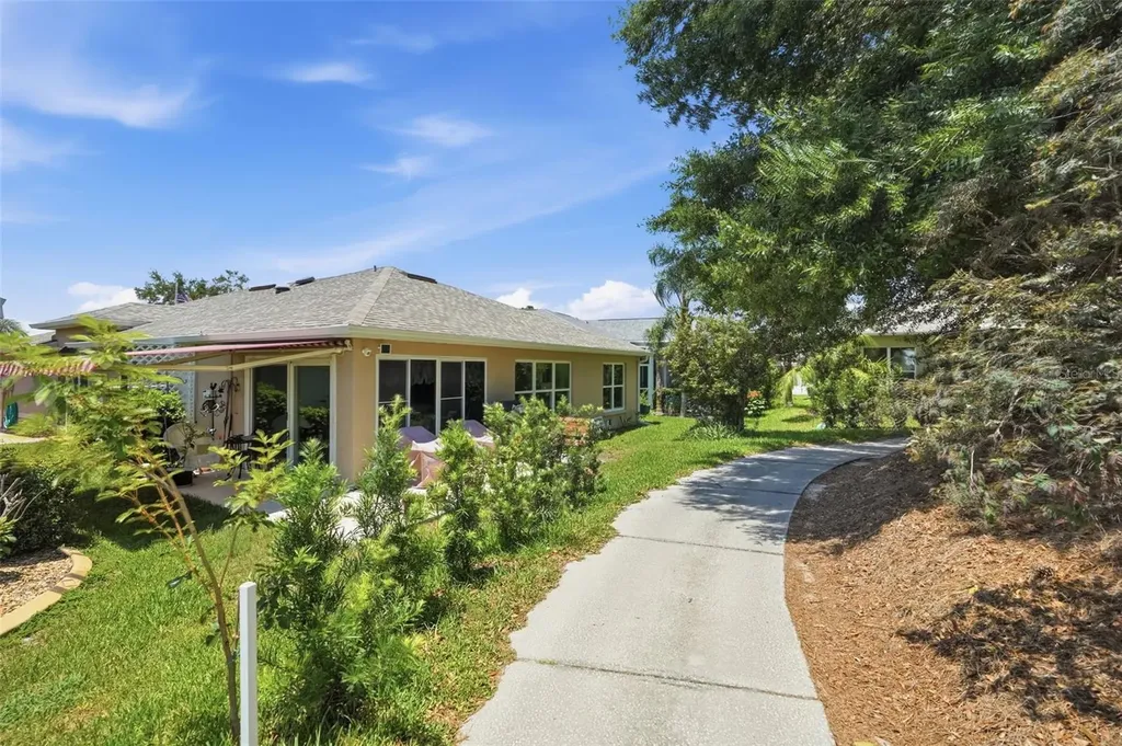 10340 Buncombe Way San Antonio FL 33576
