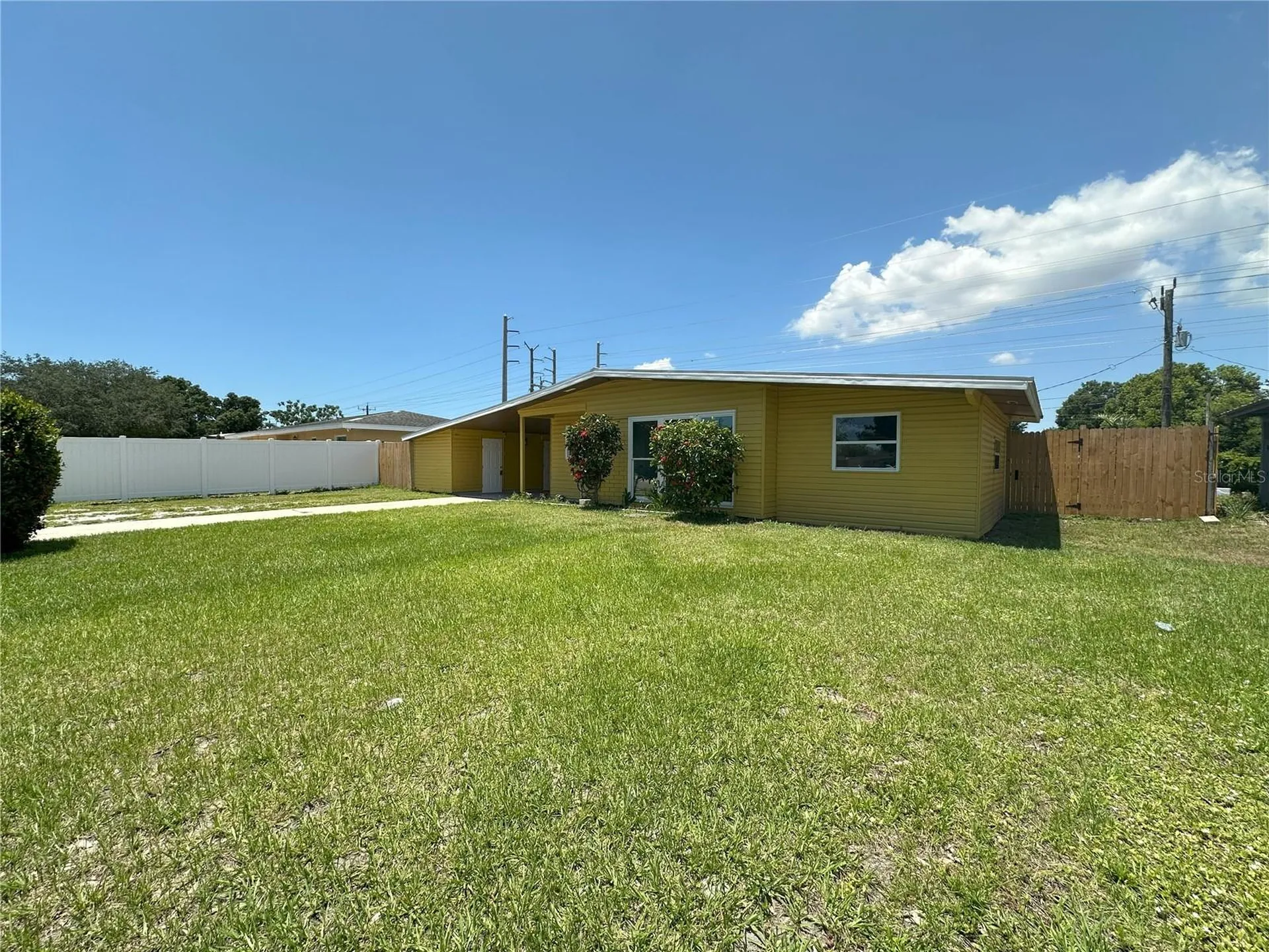 3335 Dudley Street Sarasota FL 34235