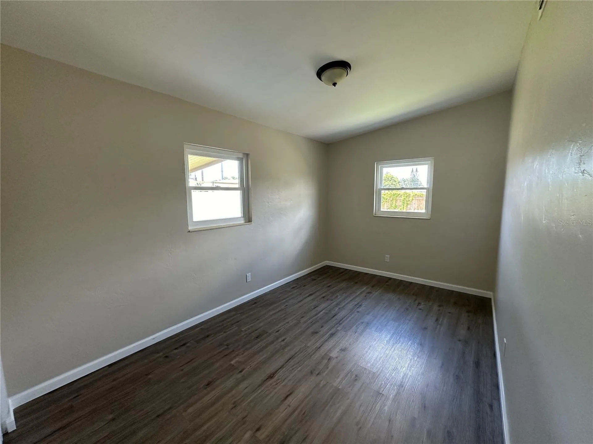 3335 Dudley Street Sarasota FL 34235