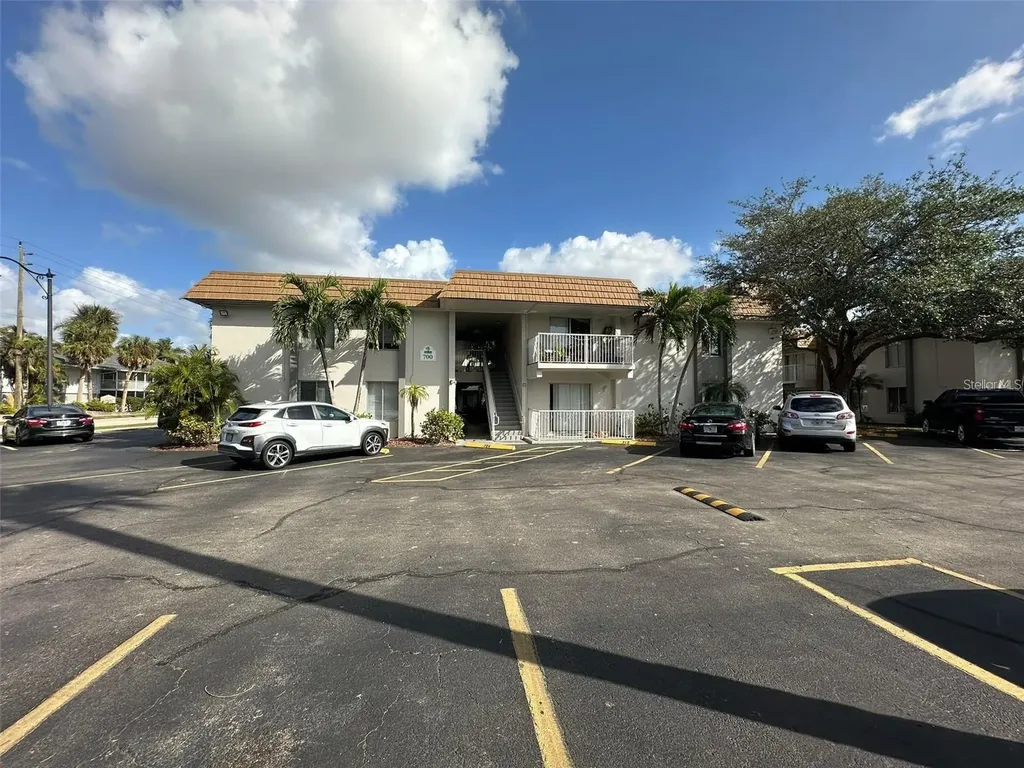 1830 Maravilla Avenue Fort Myers FL 33901