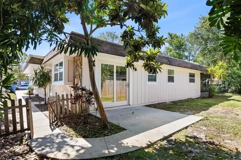 208 Jody Court Largo FL 33771