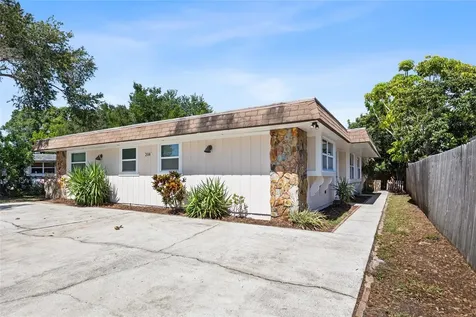 208 Jody Court Largo FL 33771