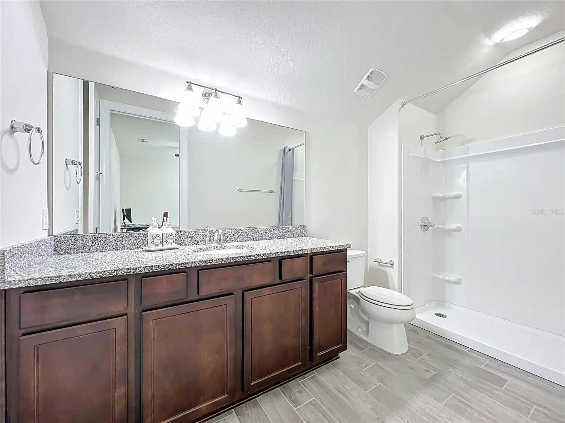 15084 Cuddy Court Orlando FL 32820
