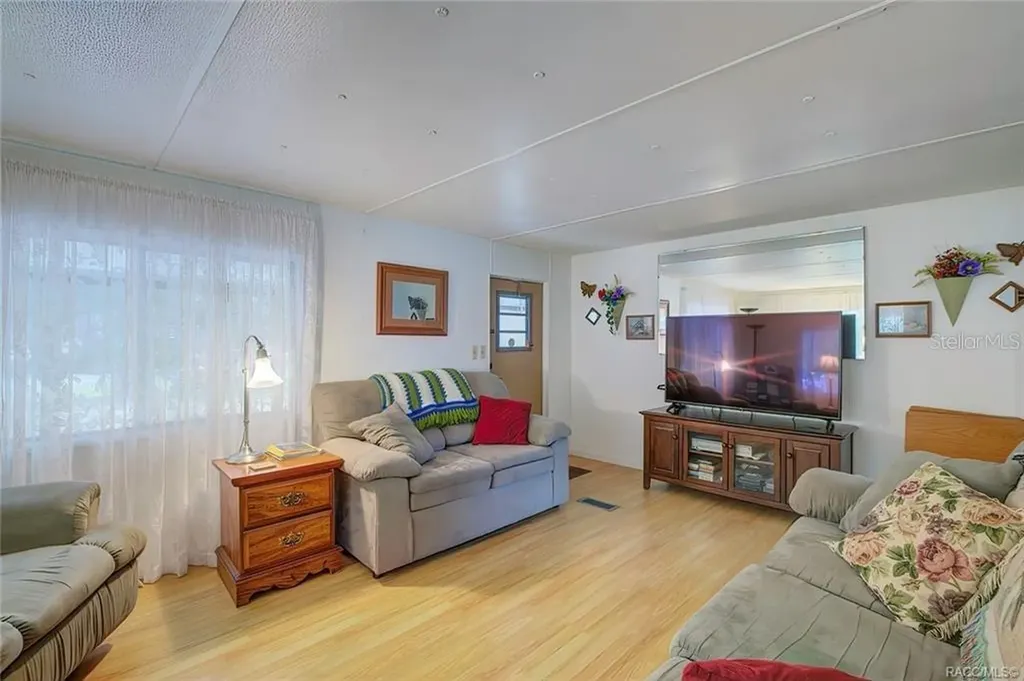 6871 W Woodlynn Lane Homosassa FL 34448