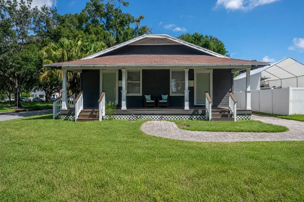 319 W Curtis Street Tampa FL 33603