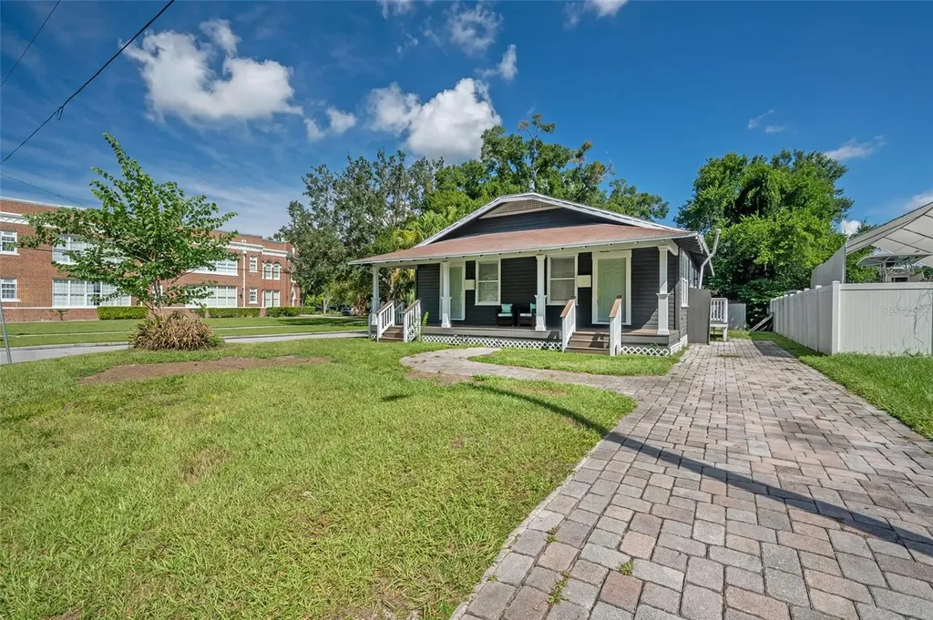 319 W Curtis Street Tampa FL 33603
