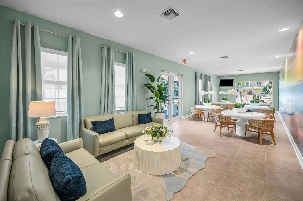 17717 Gulf Boulevard St Petersburg FL 33708