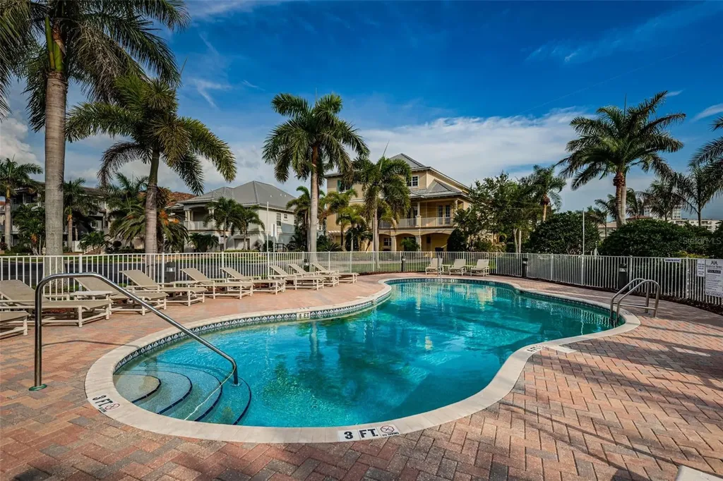 17717 Gulf Boulevard St Petersburg FL 33708