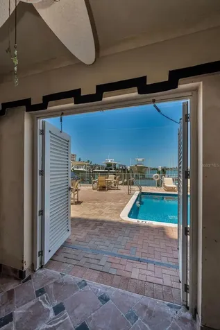 17717 Gulf Boulevard St Petersburg FL 33708