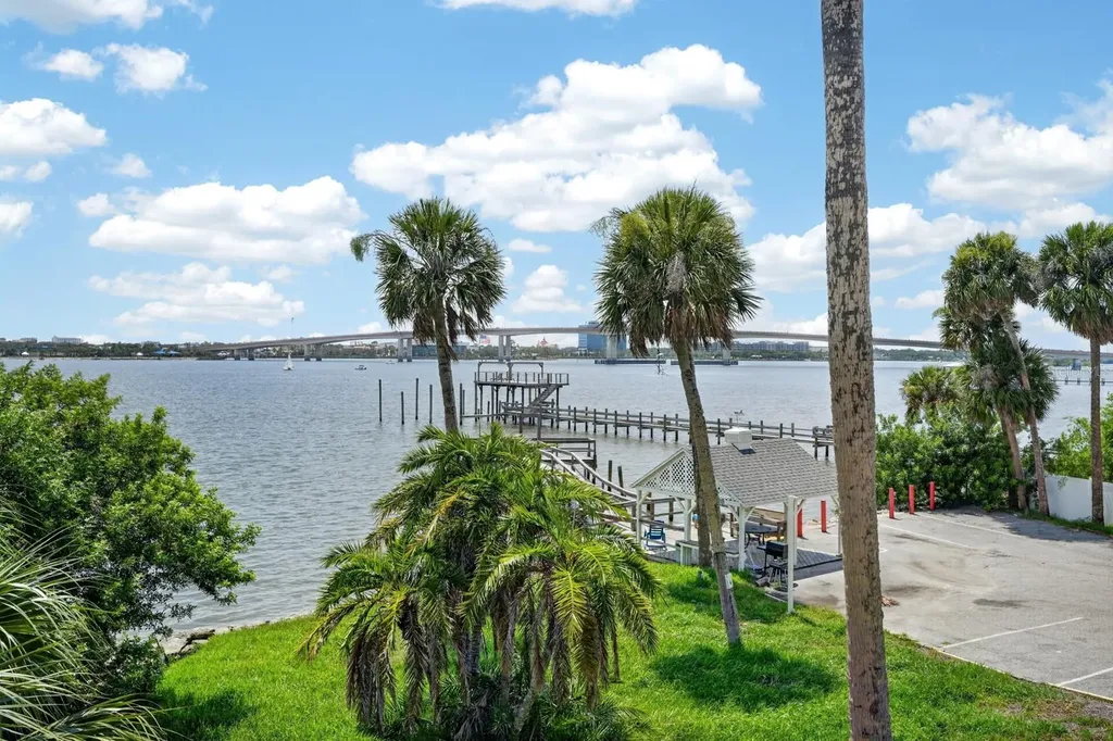 900 S Peninsula Drive Daytona Beach FL 32118
