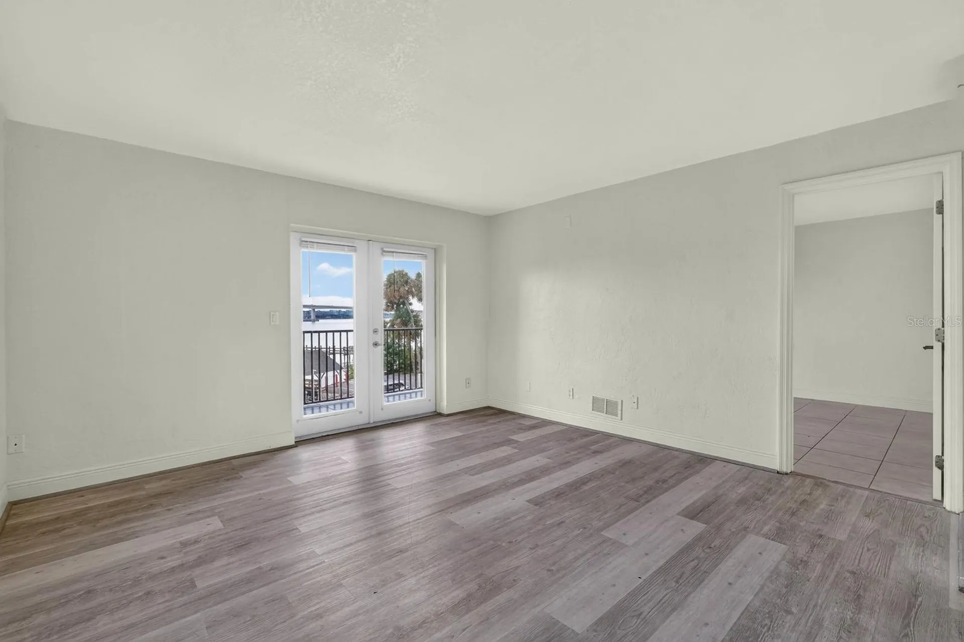 900 S Peninsula Drive Daytona Beach FL 32118