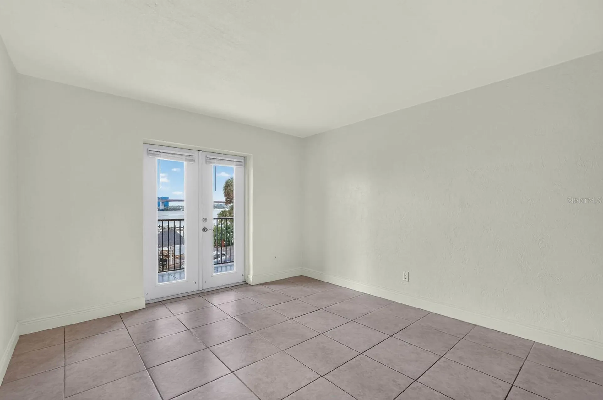 900 S Peninsula Drive Daytona Beach FL 32118