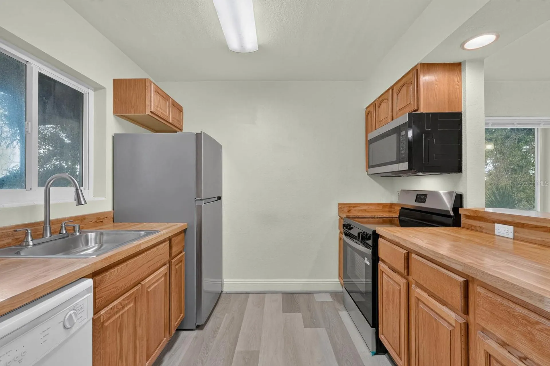 900 S Peninsula Drive Daytona Beach FL 32118