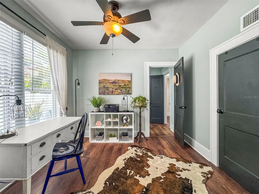 634 6th Street N St Petersburg FL 33701