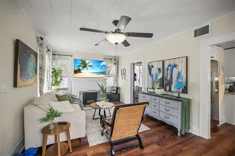 634 6th Street N St Petersburg FL 33701