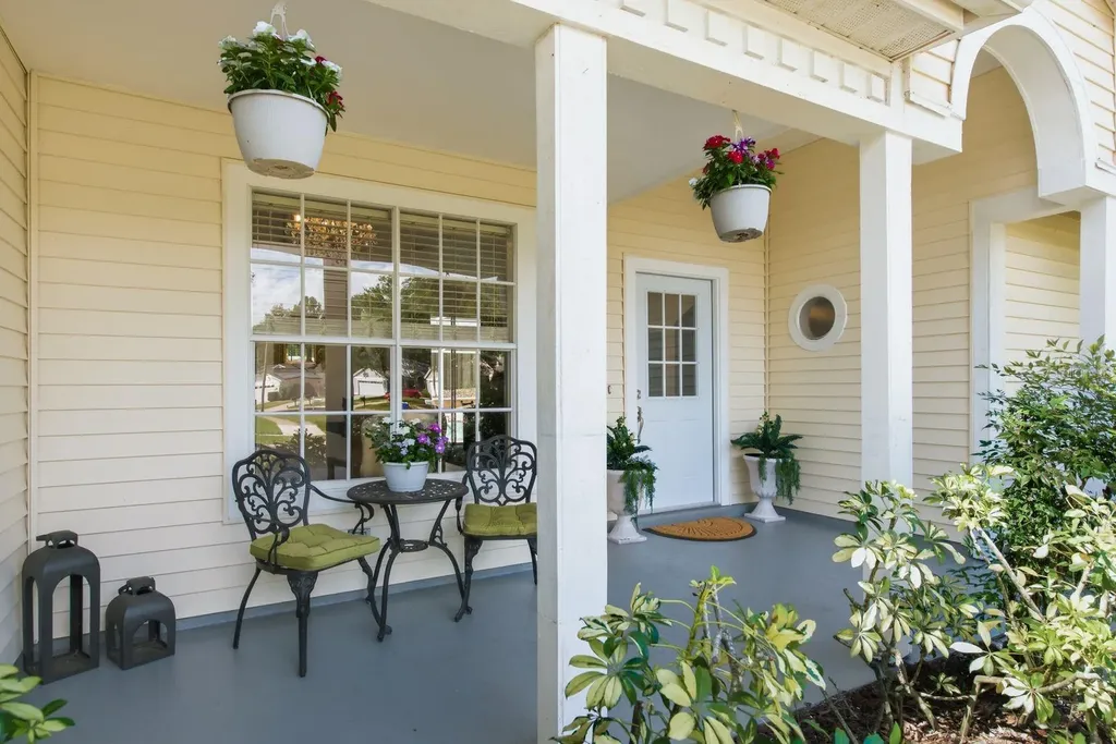 970 Valley View Circle Palm Harbor FL 34684
