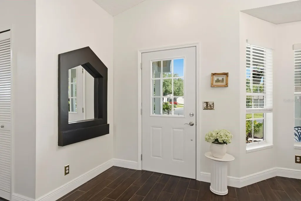 970 Valley View Circle Palm Harbor FL 34684