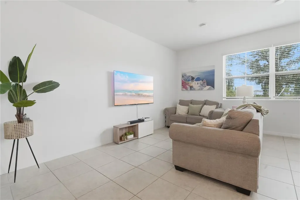 832 Longboat Drive Davenport FL 33896