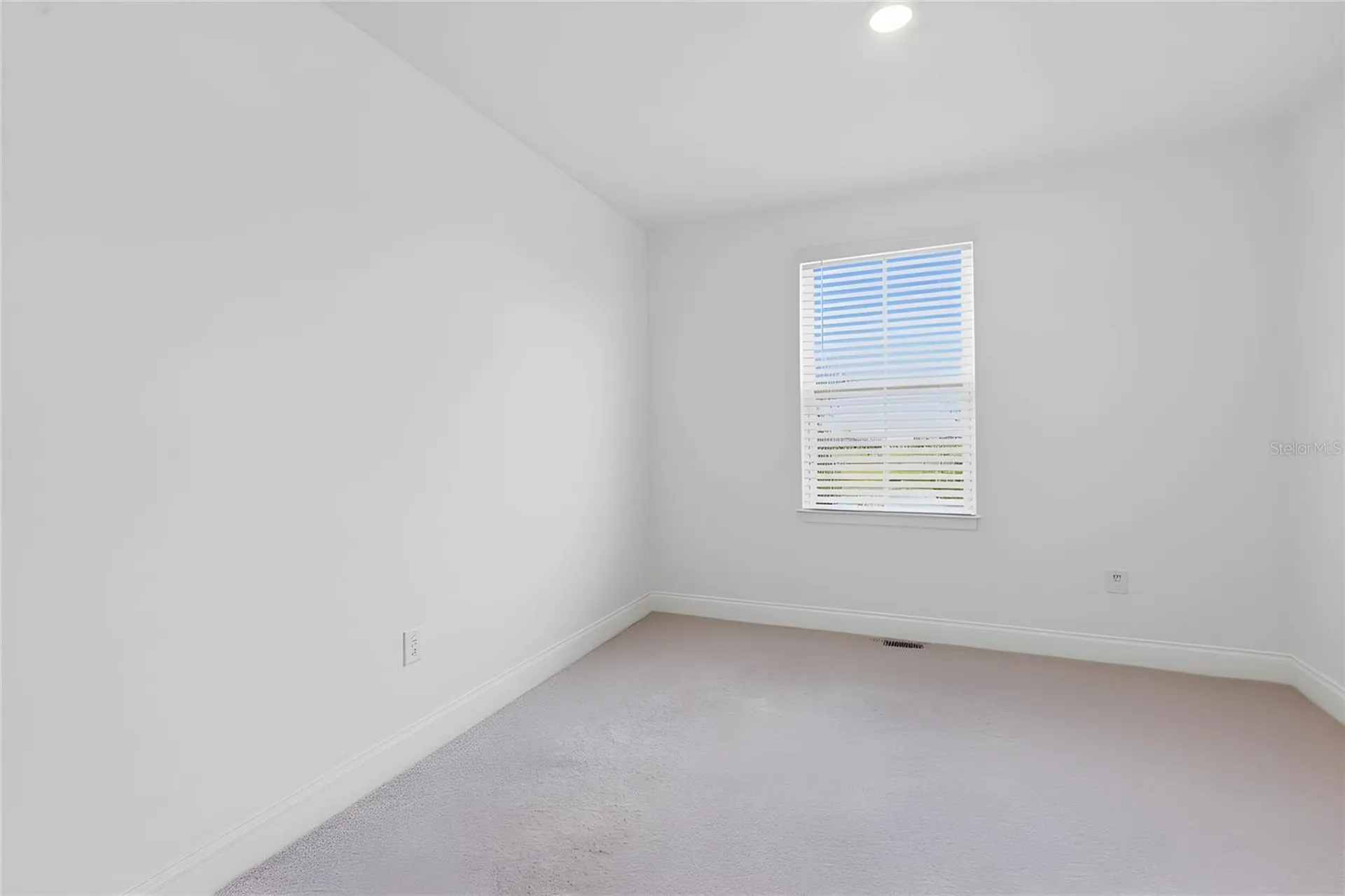 832 Longboat Drive Davenport FL 33896