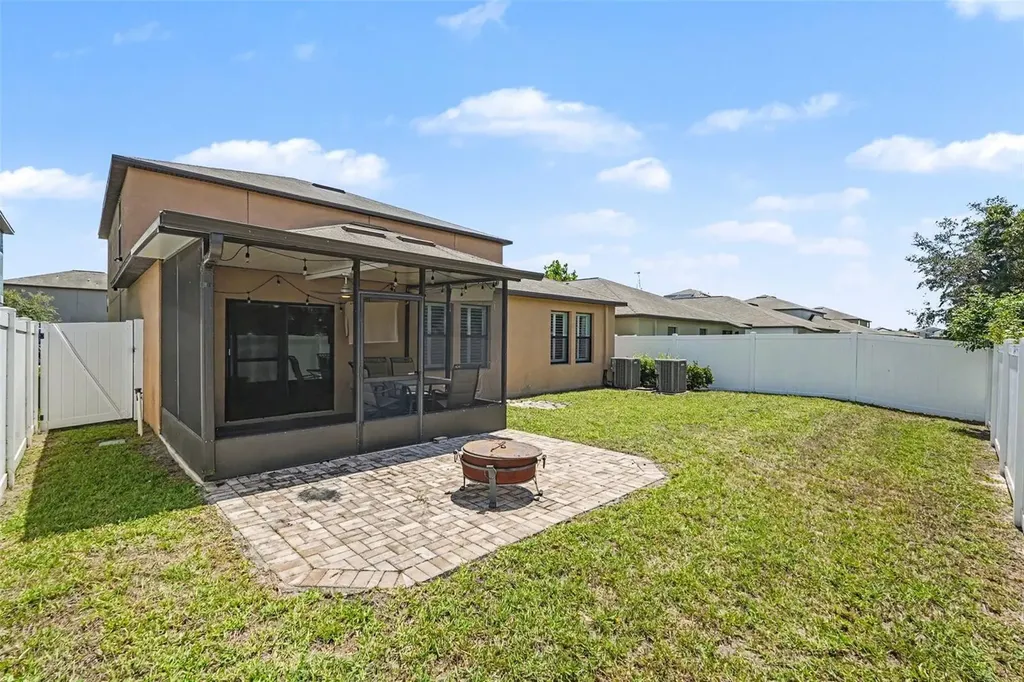 10022 Carloway Hills Drive Wimauma FL 33598
