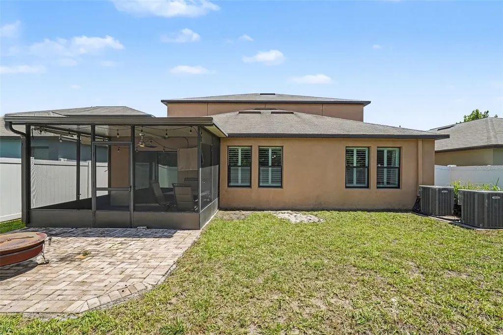 10022 Carloway Hills Drive Wimauma FL 33598