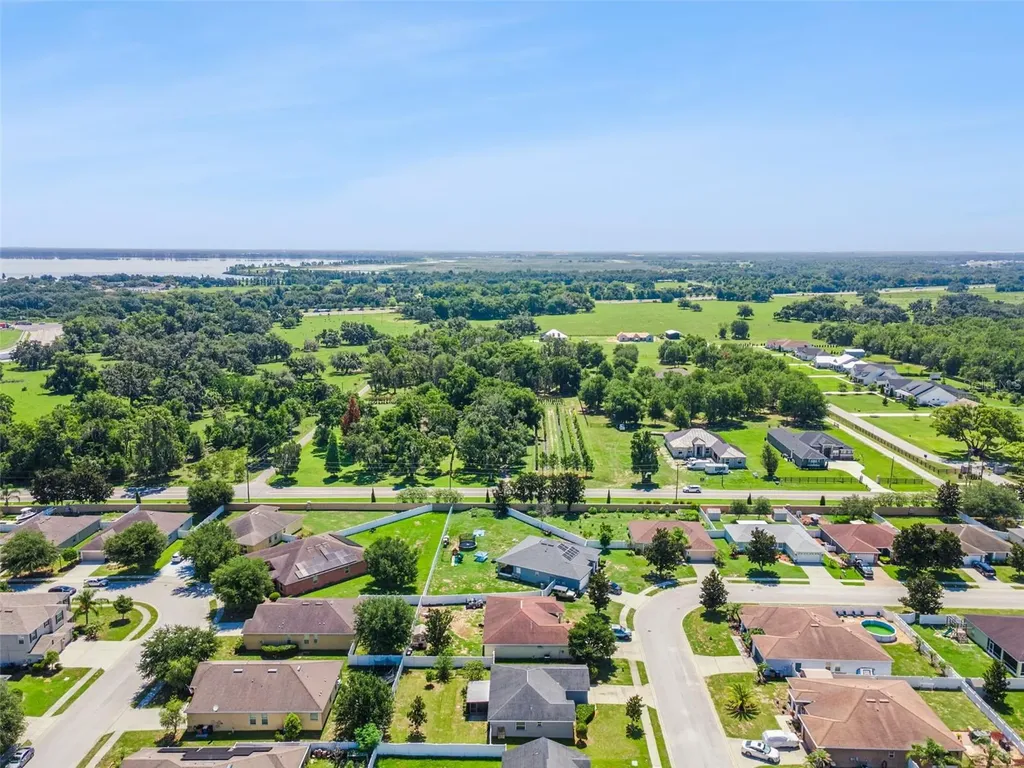 1920 Country Manor Street Bartow FL 33830