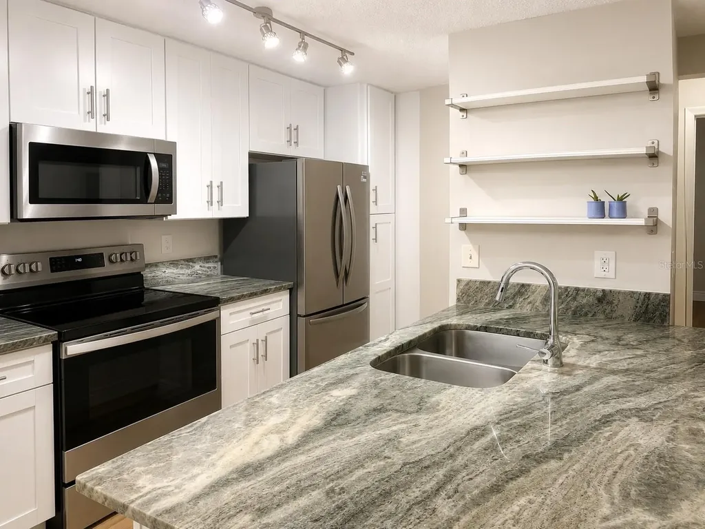 956 Salt Pond Place Altamonte Springs FL 32714