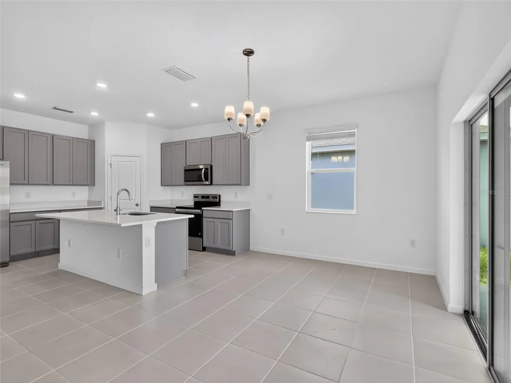 2027 Firethorn Loop Haines City FL 33844