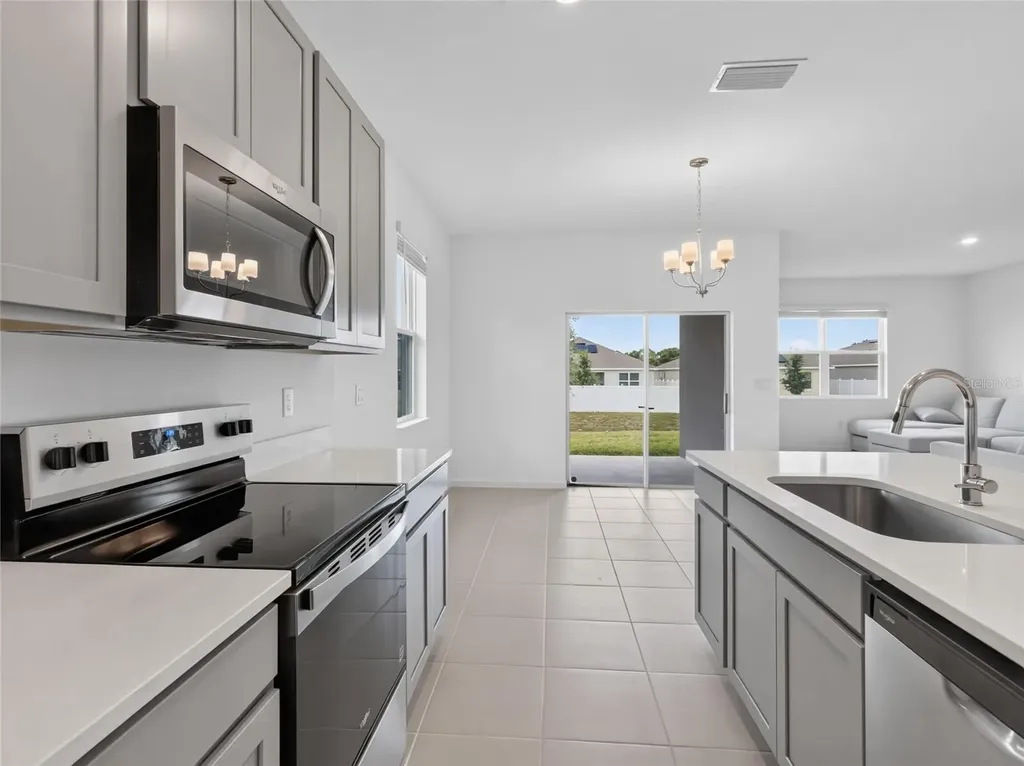 2027 Firethorn Loop Haines City FL 33844