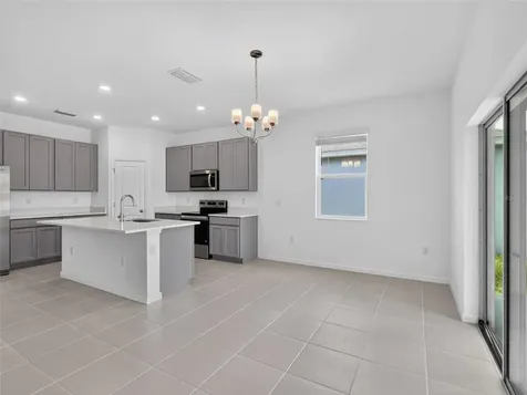 2027 Firethorn Loop Haines City FL 33844