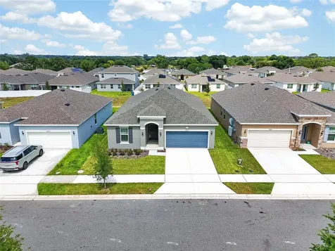2027 Firethorn Loop Haines City FL 33844