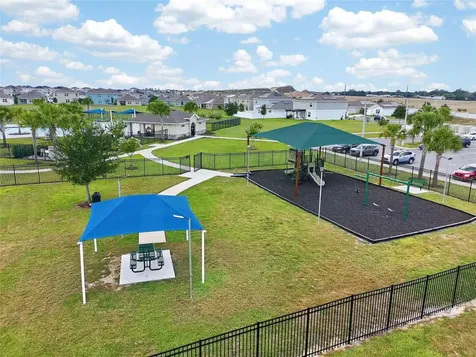 2027 Firethorn Loop Haines City FL 33844
