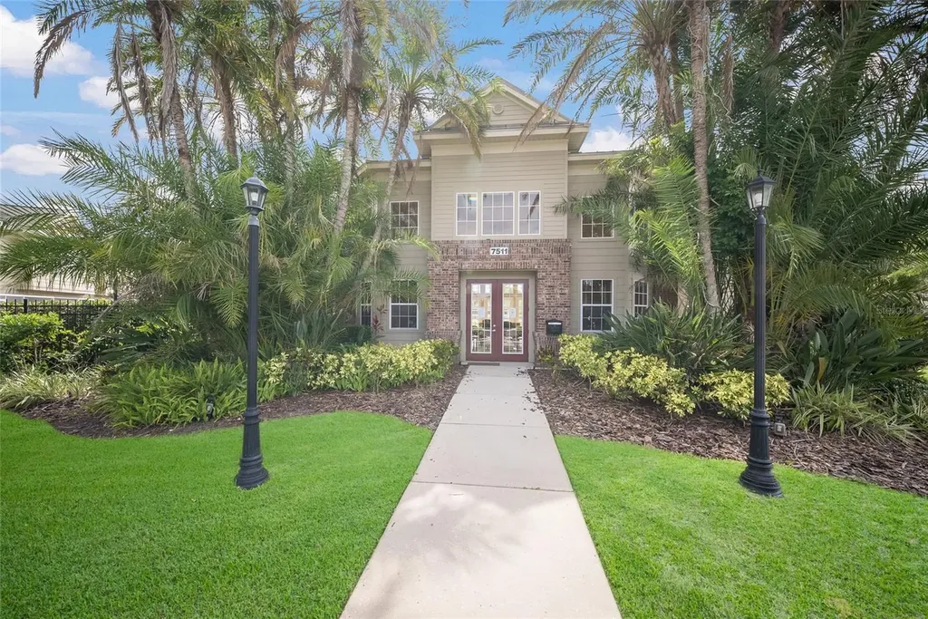 7633 Plantation Circle University Park FL 34201