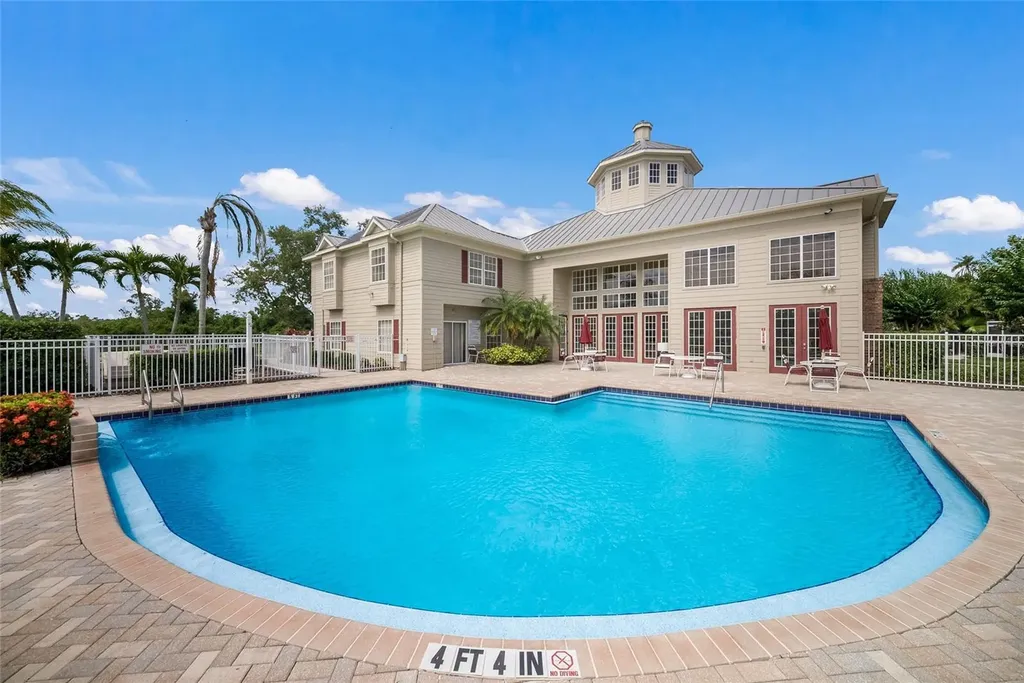 7633 Plantation Circle University Park FL 34201