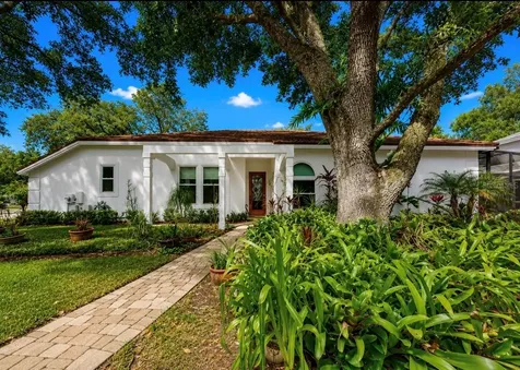5204 Green Forest Court Tampa FL 33647