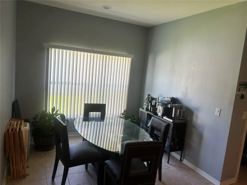 433 York Dale Drive Ruskin FL 33570