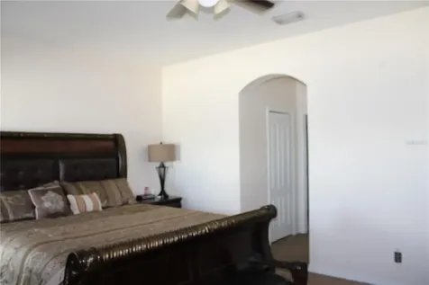 433 York Dale Drive Ruskin FL 33570