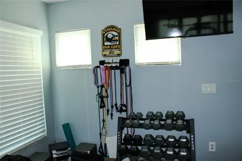 433 York Dale Drive Ruskin FL 33570