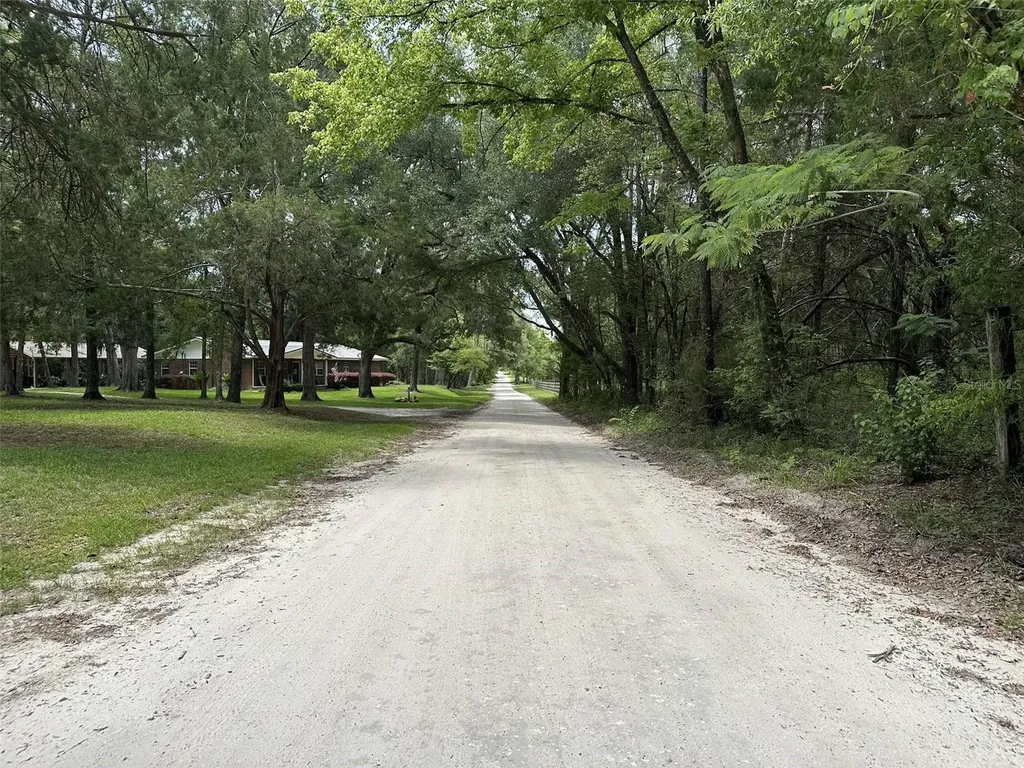 367 SW Kinard Court Fort White FL 32038