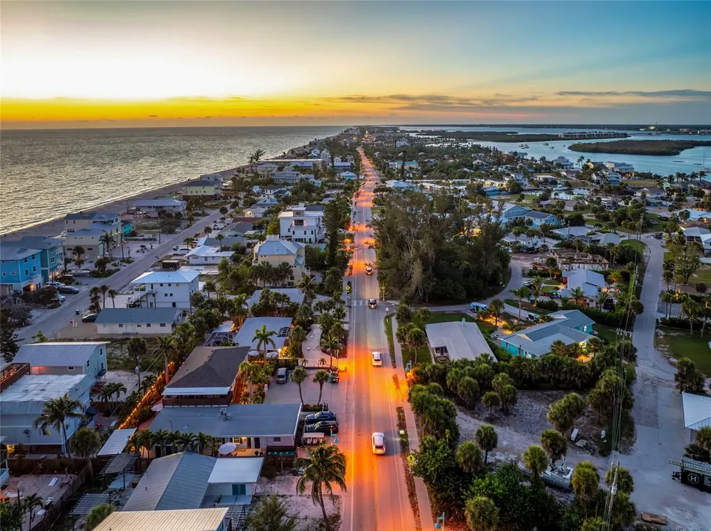 1120 Gulf Boulevard Englewood FL 34223
