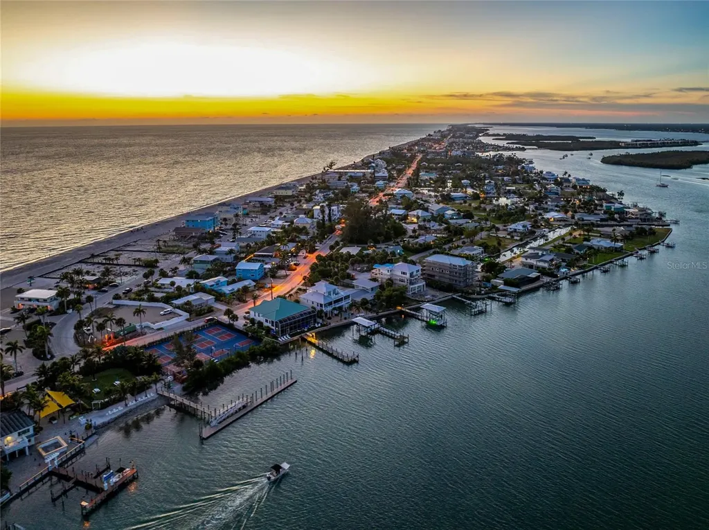 1120 Gulf Boulevard Englewood FL 34223