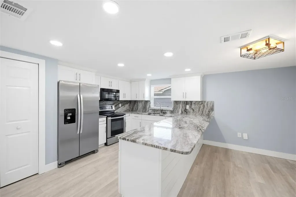 12824 1st Isle Hudson FL 34667