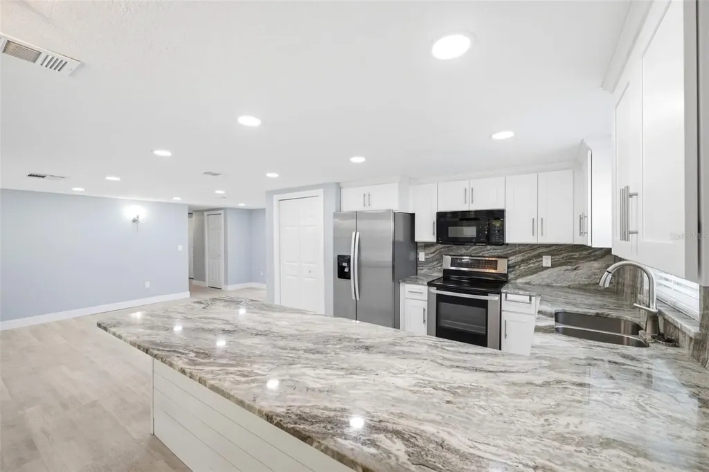 12824 1st Isle Hudson FL 34667