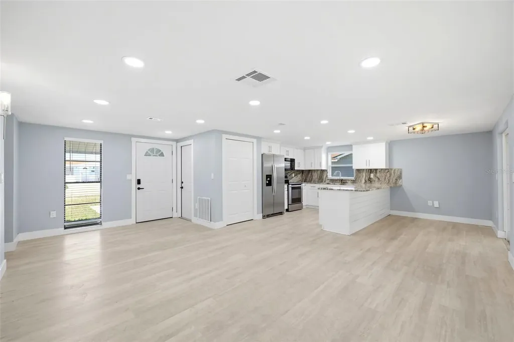 12824 1st Isle Hudson FL 34667