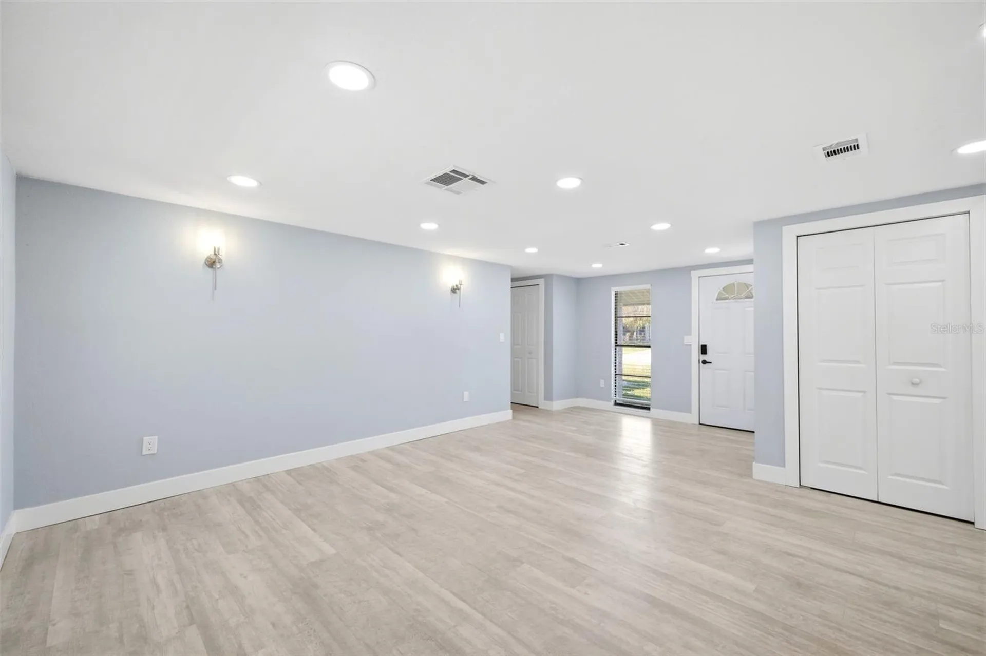 12824 1st Isle Hudson FL 34667
