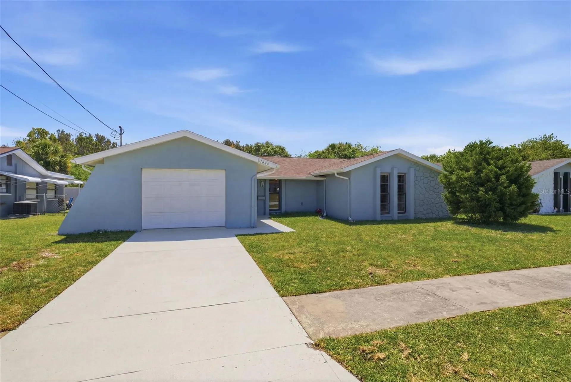 12824 1st Isle Hudson FL 34667