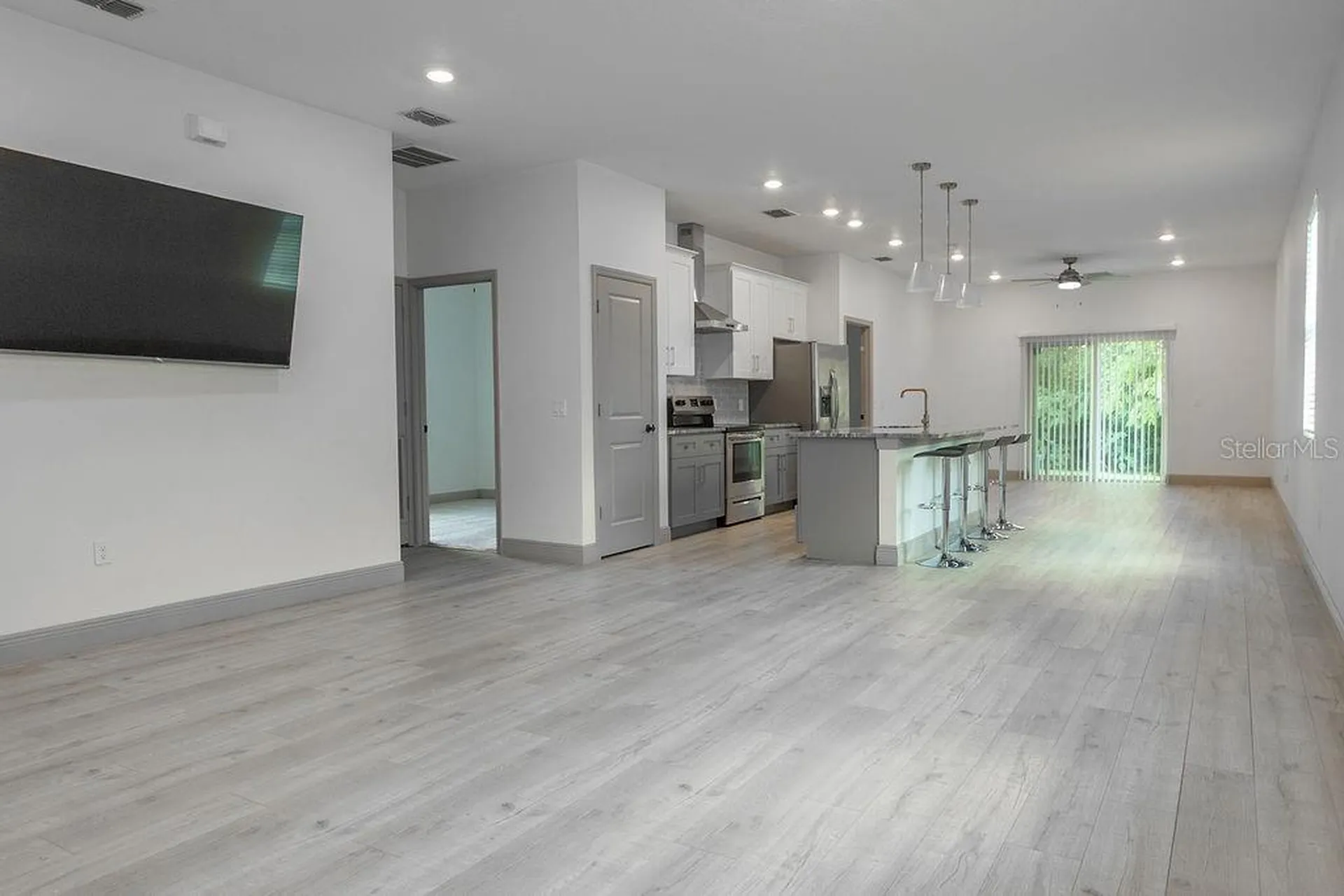 231 N Julia Avenue Deland FL 32720