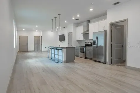231 N Julia Avenue Deland FL 32720